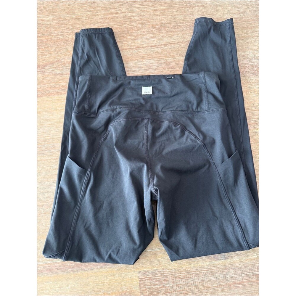 Vuori Black Leggings with Side Pockets